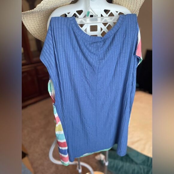Haptics striped top size 1X new with tags!🛍️ - Picture 2 of 6